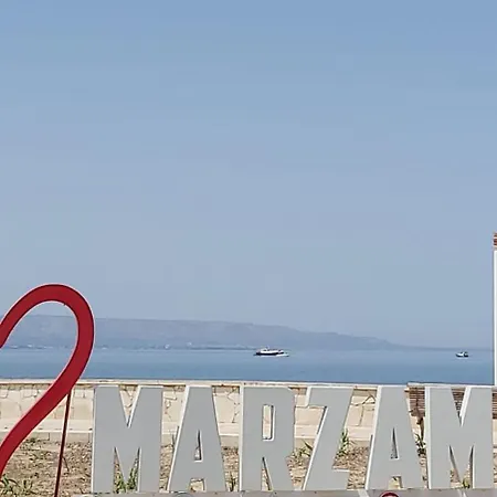 Blu Island Marzamemi *